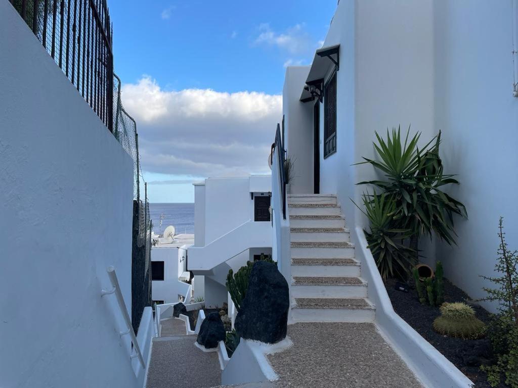 ティアスThe White Dragos With Ocean View - Ac - Private Poolアパートメント エクステリア 写真